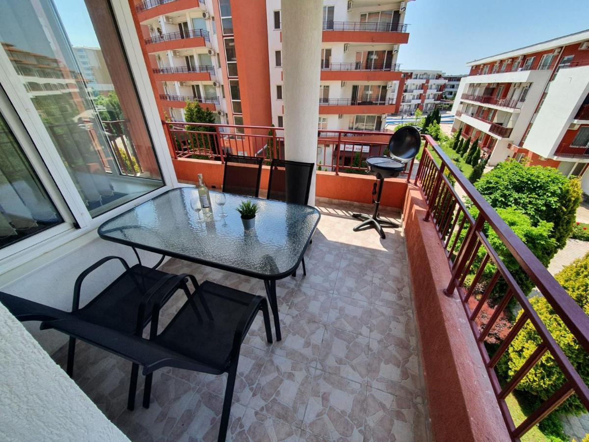 Apartman Ttt Burgas Екстер'єр фото